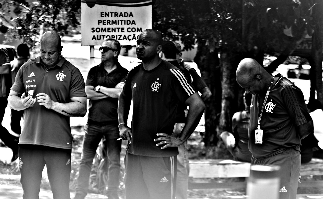 Mueren diez personas por incendio en instalaciones del equipo Flamengo