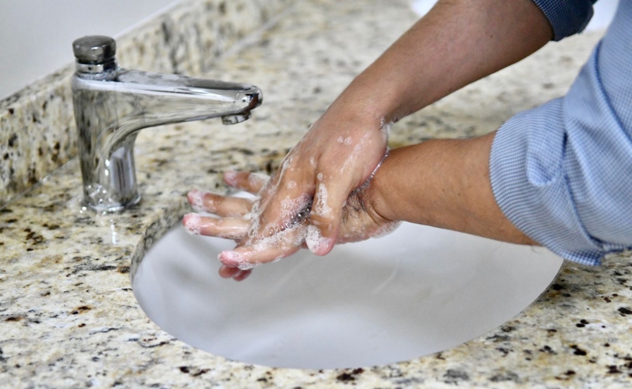 Promueve ISSSTECALI lavado correcto de manos para proteger la salud