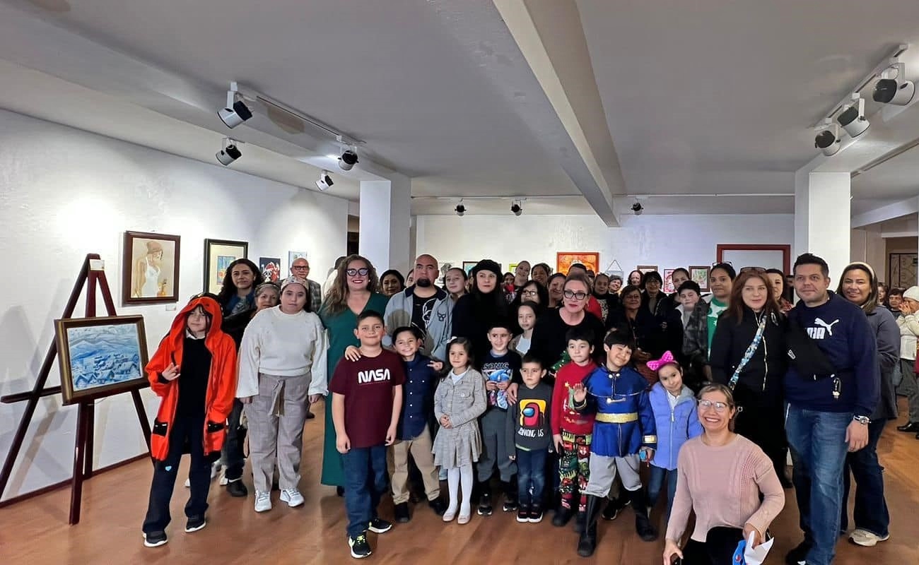 Presenta Casa de la Cultura exposición navideña de Artes Plásticas y Festival Artístico de Teatro