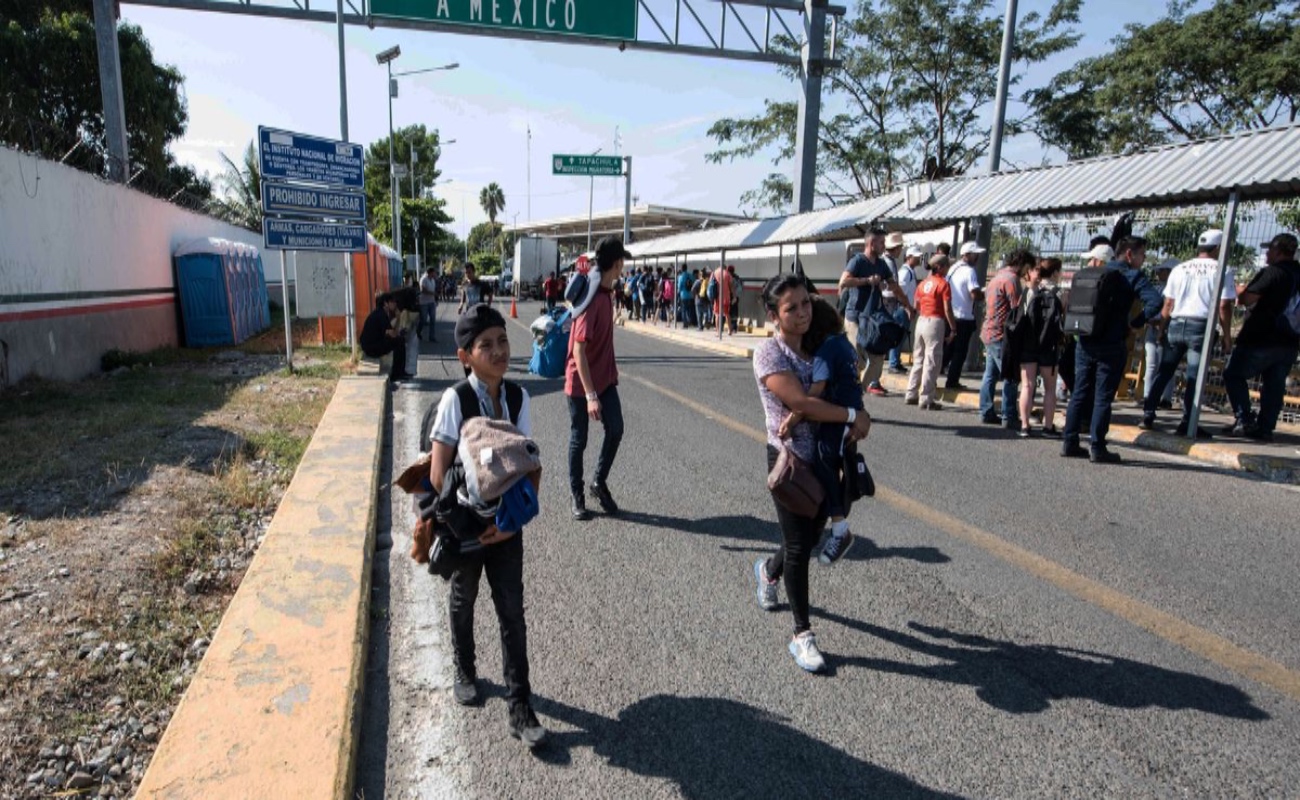 Restringe México viajes no esenciales vía terrestre en frontera sur