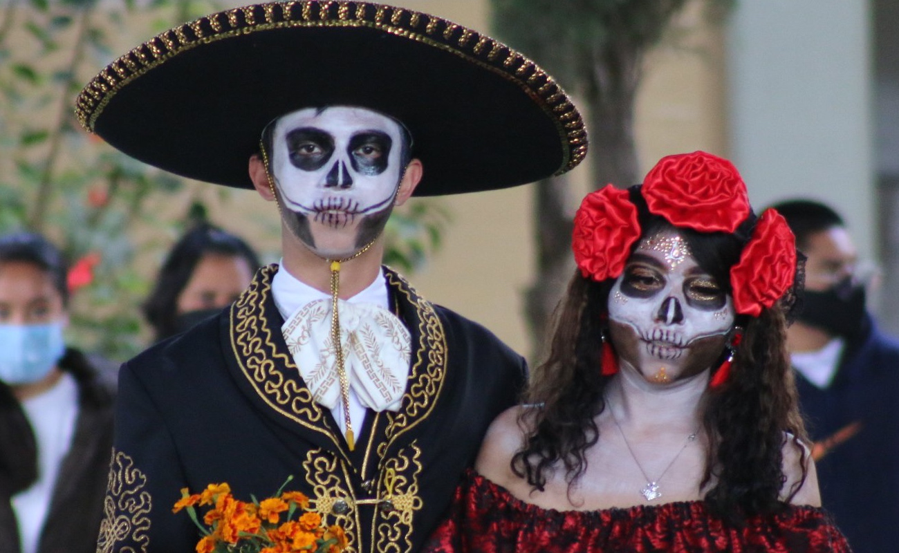 Invitan a participar en actividades culturales del Día de Muertos en Ensenada