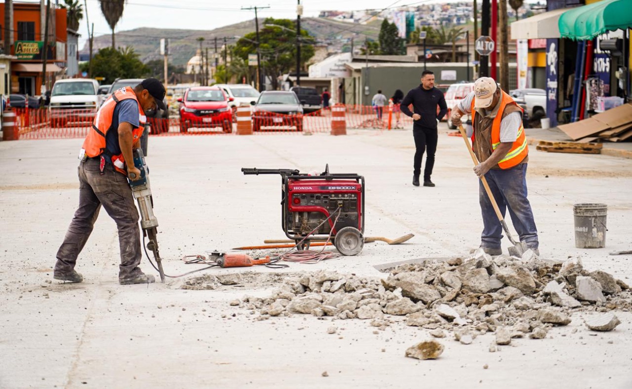Ejecuta Gobierno de Ensenada obras por 10 mdp en la calle México y la Coral
