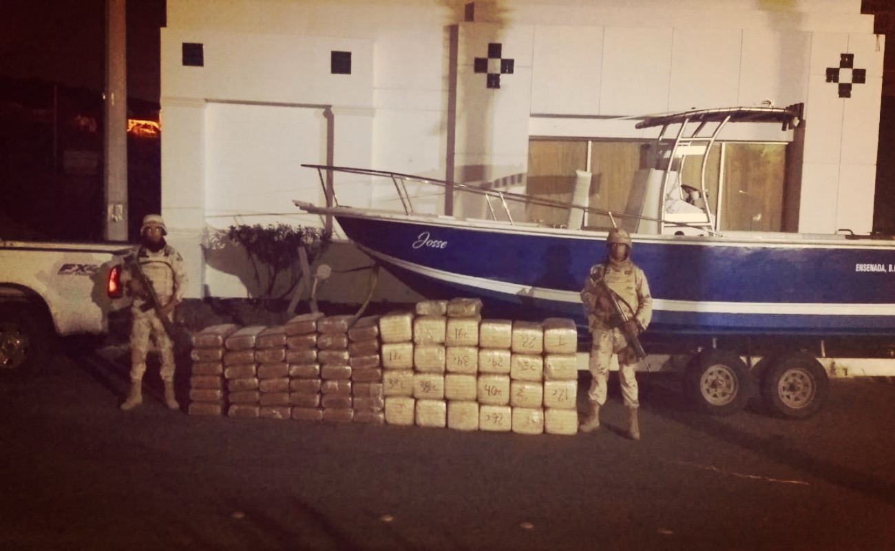 Descubren 445 kilos de marihuana dentro de embarcación en Playas de Rosarito