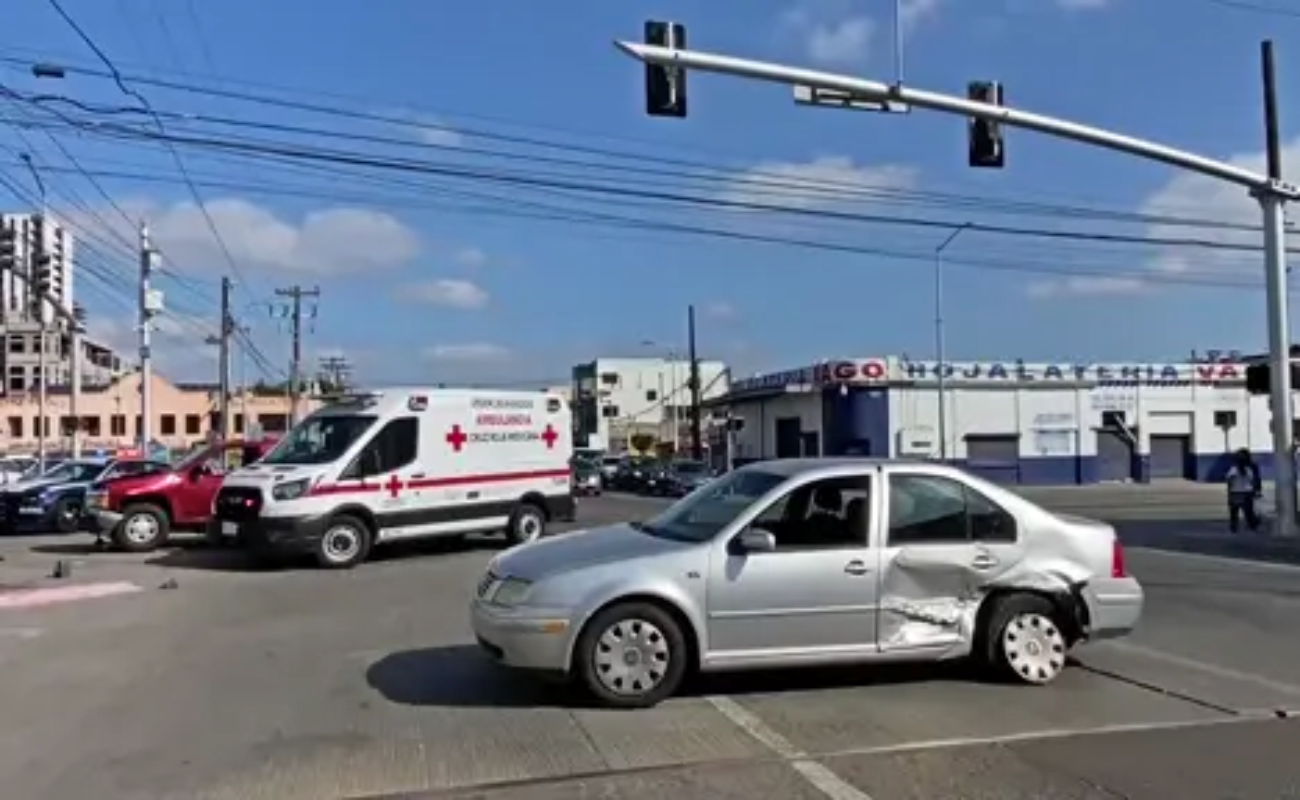 Cuatro lesionados deja choque en la Zona Centro