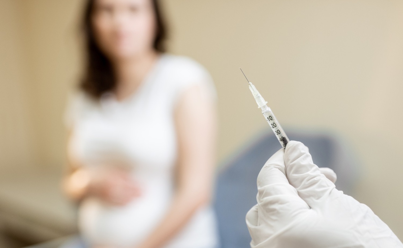 Estudio refuerza la necesidad de vacunar a embarazadas contra Covid-19