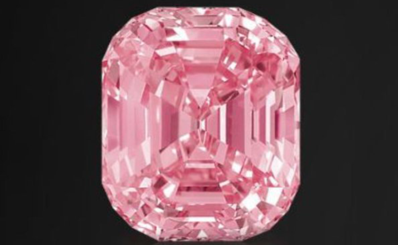 Alcanza diamante rosa récord de 49,9 mdd en subasta