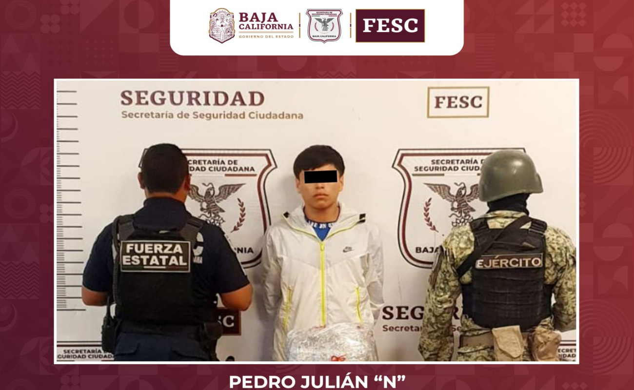 Sorprenden y capturan FESC y SEDENA a joven de 22 años con dos kilos de marihuana