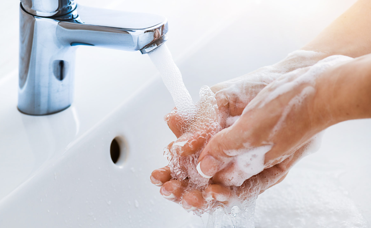 Previene lavado correcto de manos más de 200 enfermedades
