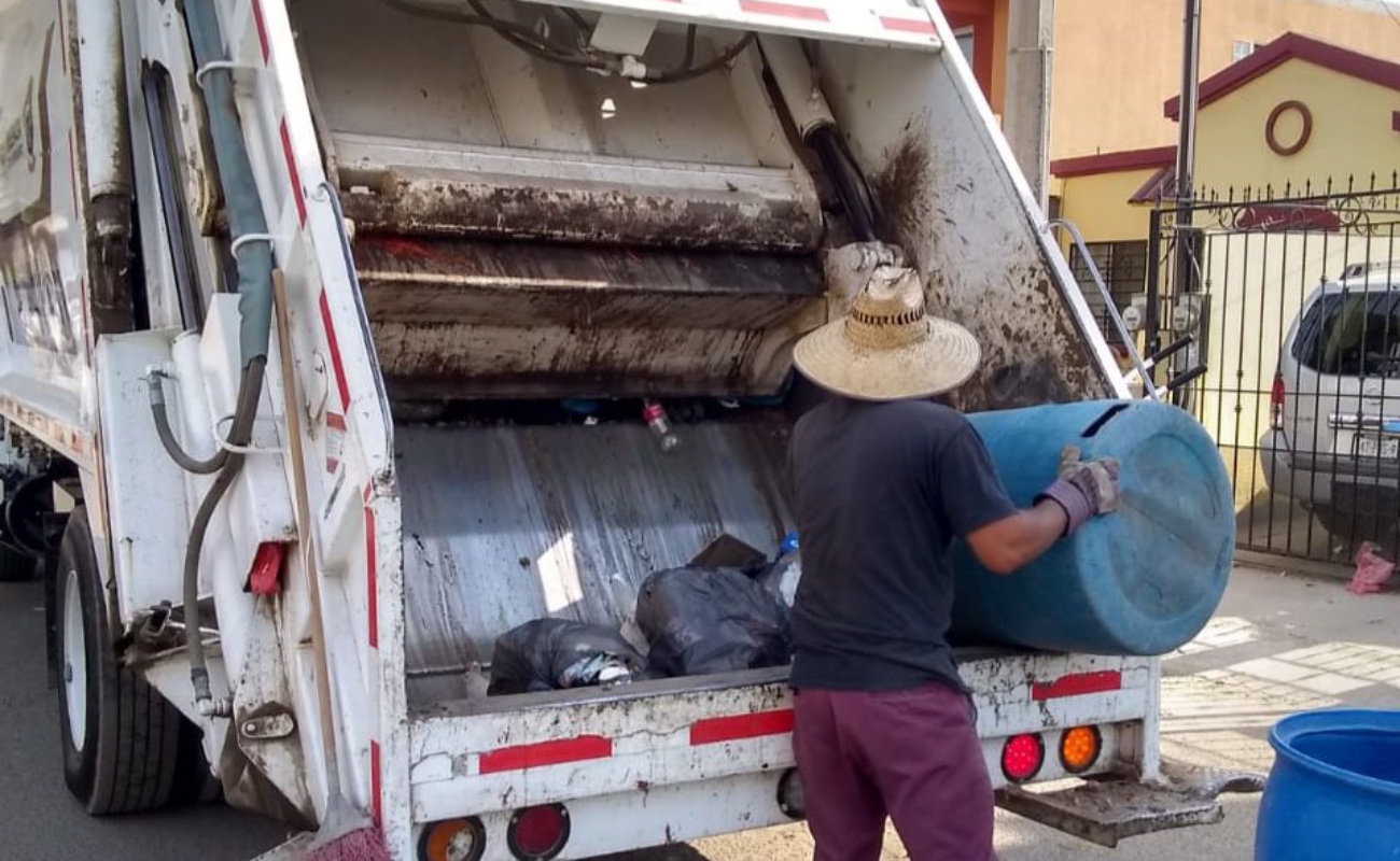 Mantienen jornadas diarias de recolección de basura en Ensenada