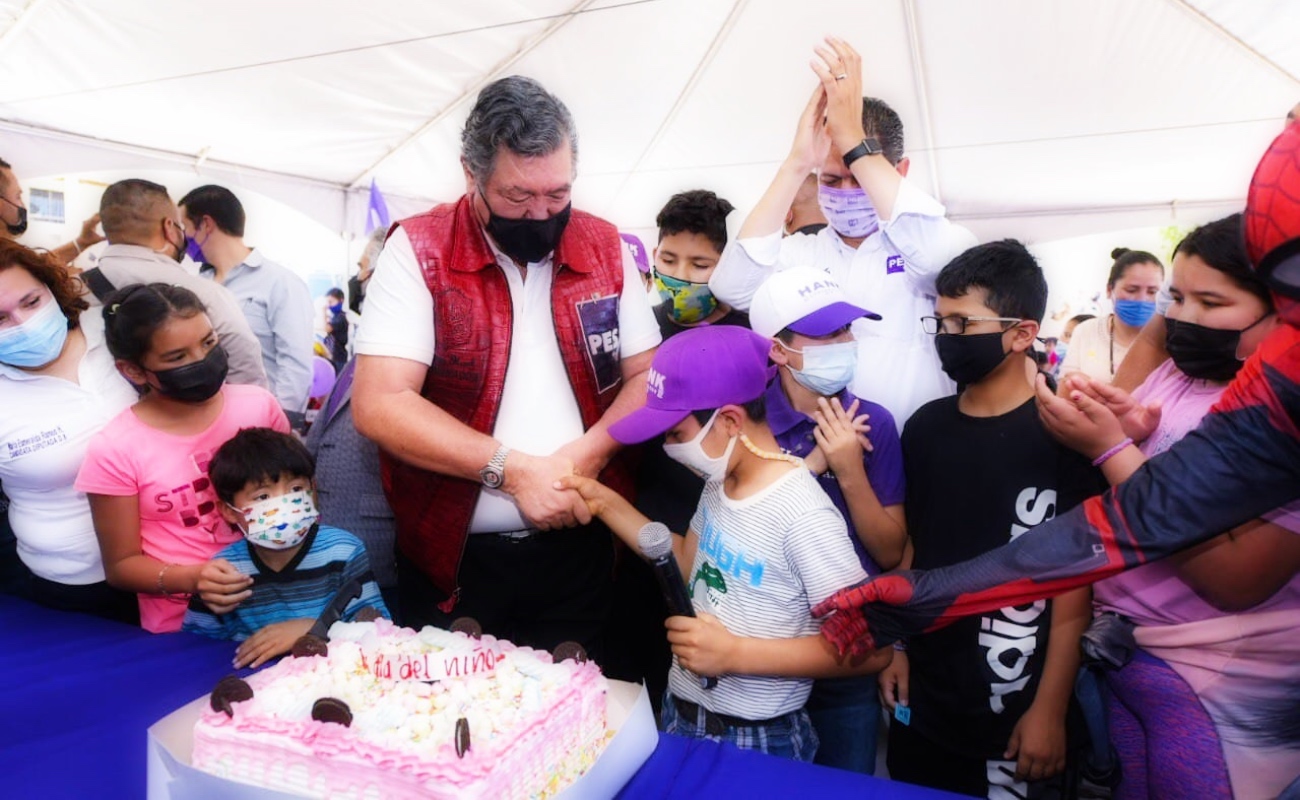 Festeja Jorge Hank a niños de Tijuana