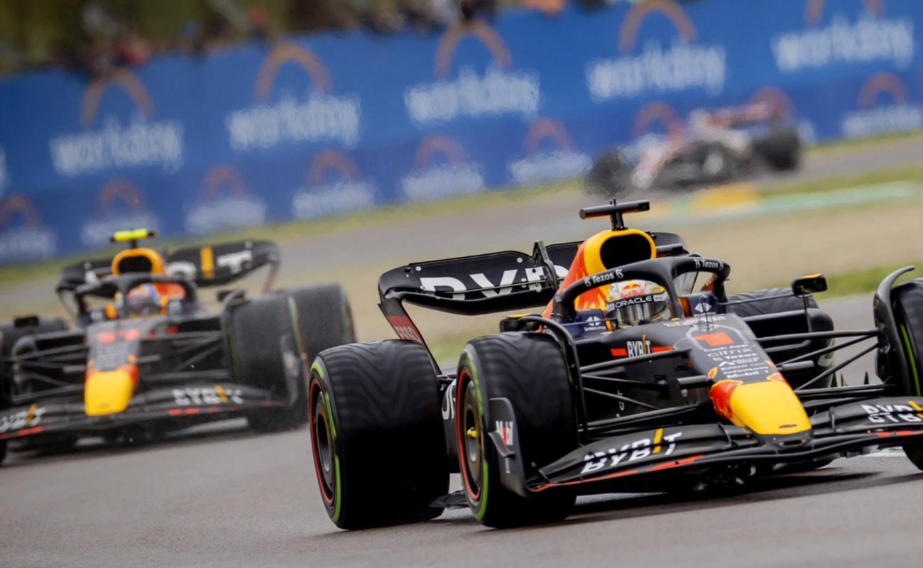 Max Verstappen y ‘Checo’ Pérez se llevan el podio en Imola