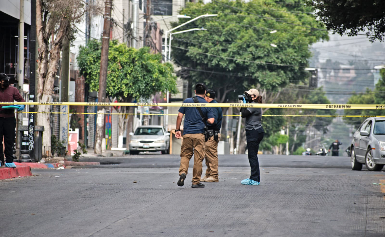 Atacan a balazos dos jóvenes en la Zona Centro