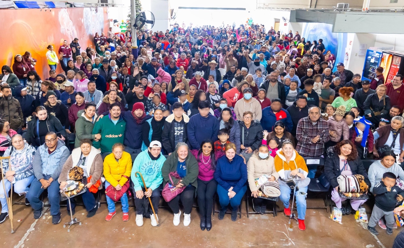 Celebra alcaldesa de Tijuana Día de Reyes con familias DIF
