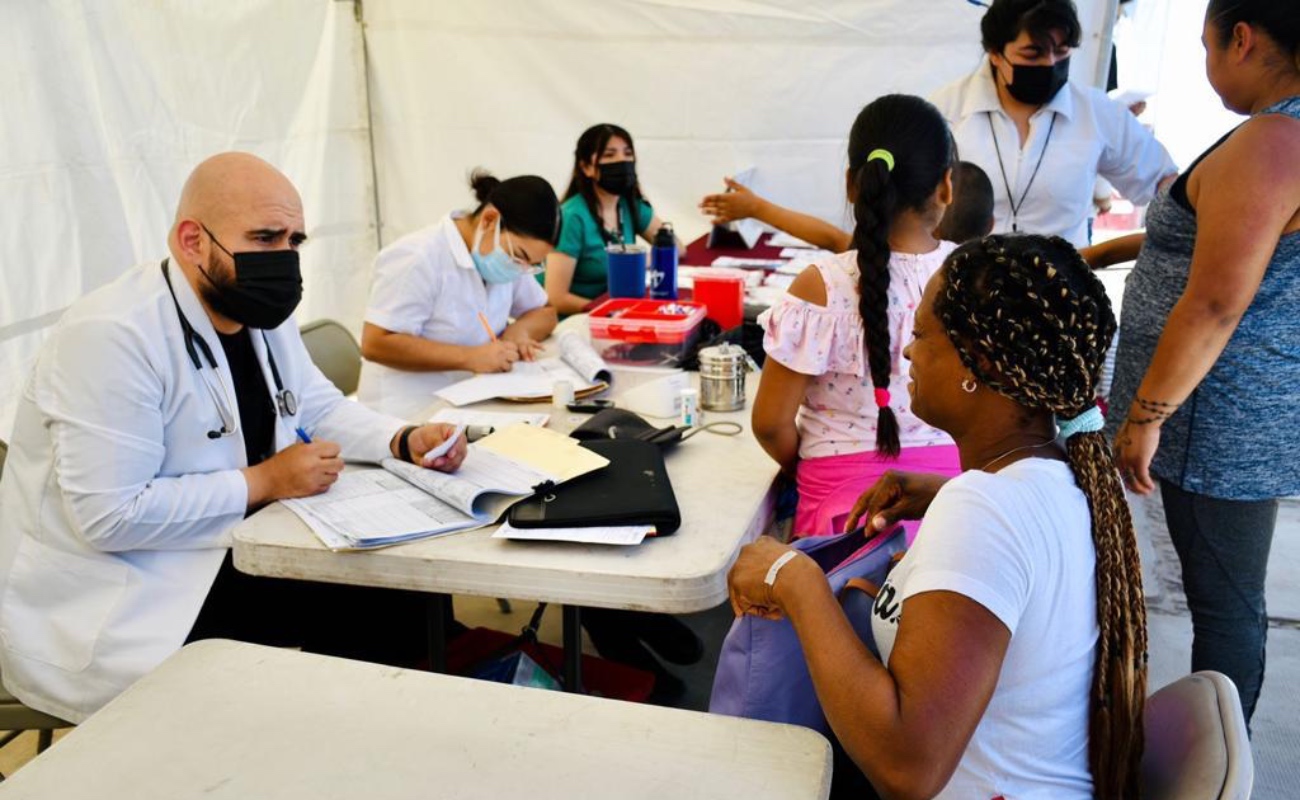 Acerca Secretaría de Salud servicios médicos gratuitos a la población migrante