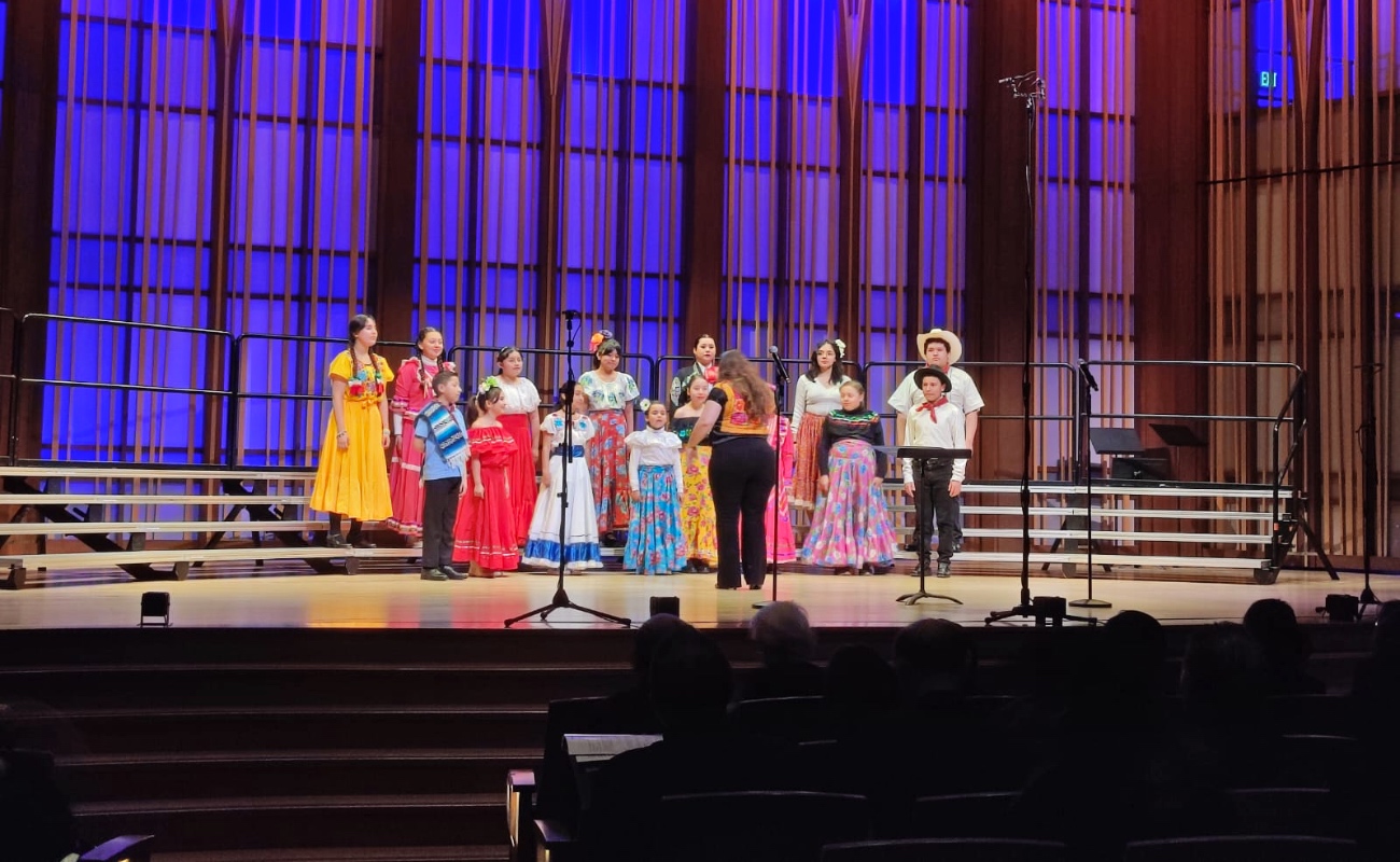 Se presentó por primera vez coro redes del sistema estatal de música en festival coral de San Diego