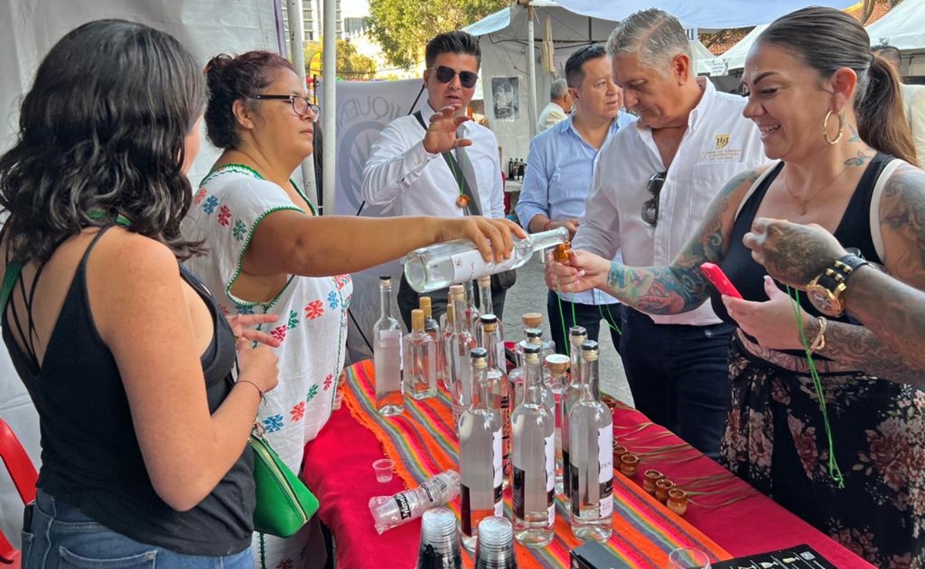 Arrancó la “Expo Tequila Tijuana” en la Avenida Revolución