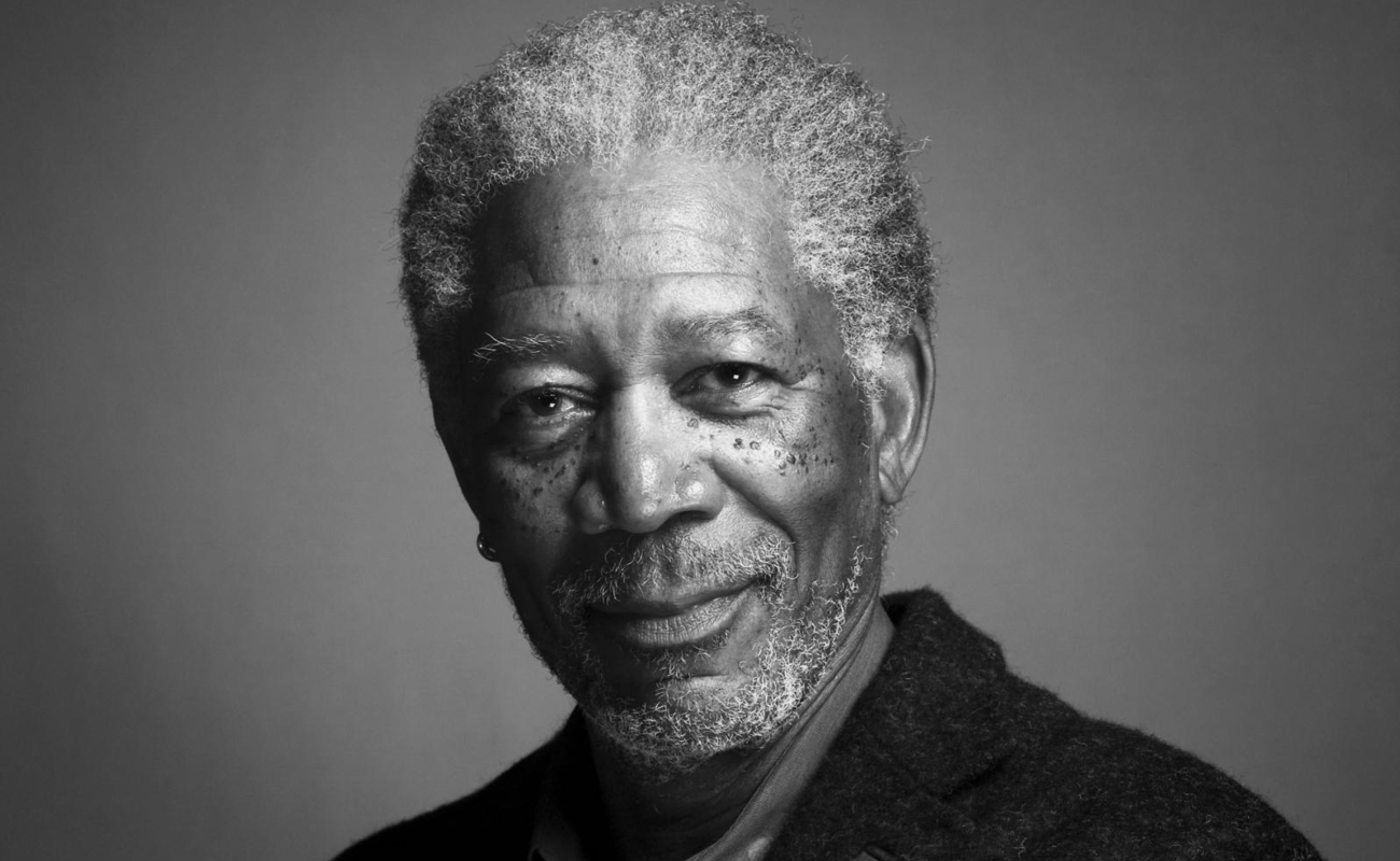 Morgan Freeman dice que chistes y piropos no son acoso sexual