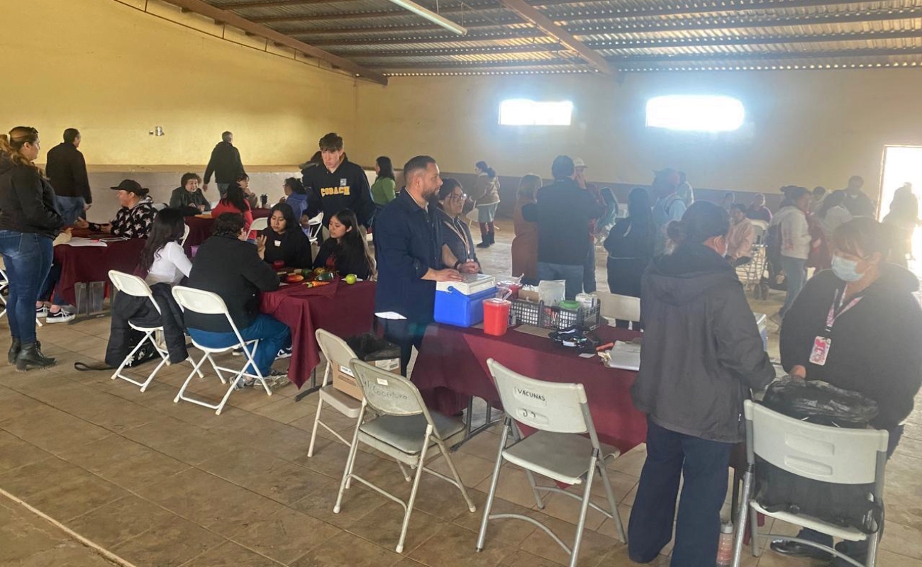 Beneficia DIF Ensenada a 80 familias en jornada en Punta Colonet