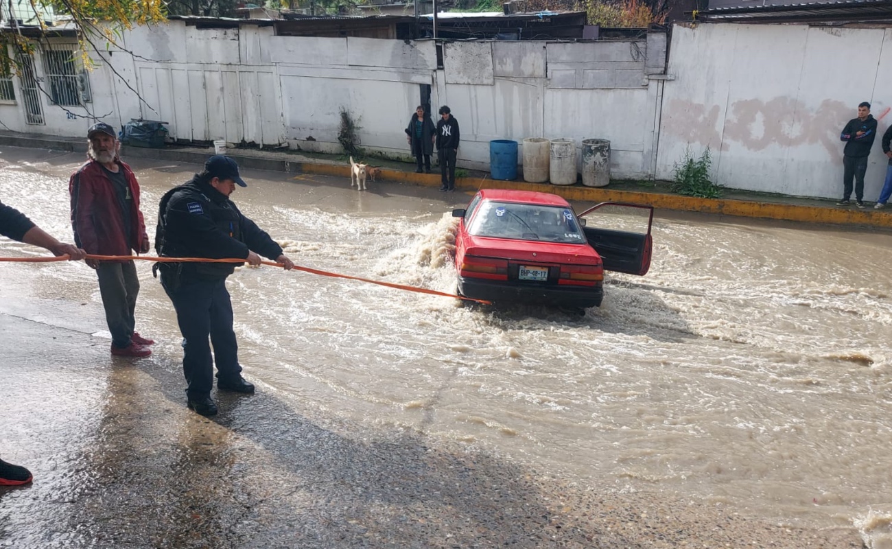 Recomienda Policía Municipal conducir con precaución en estas lluvias