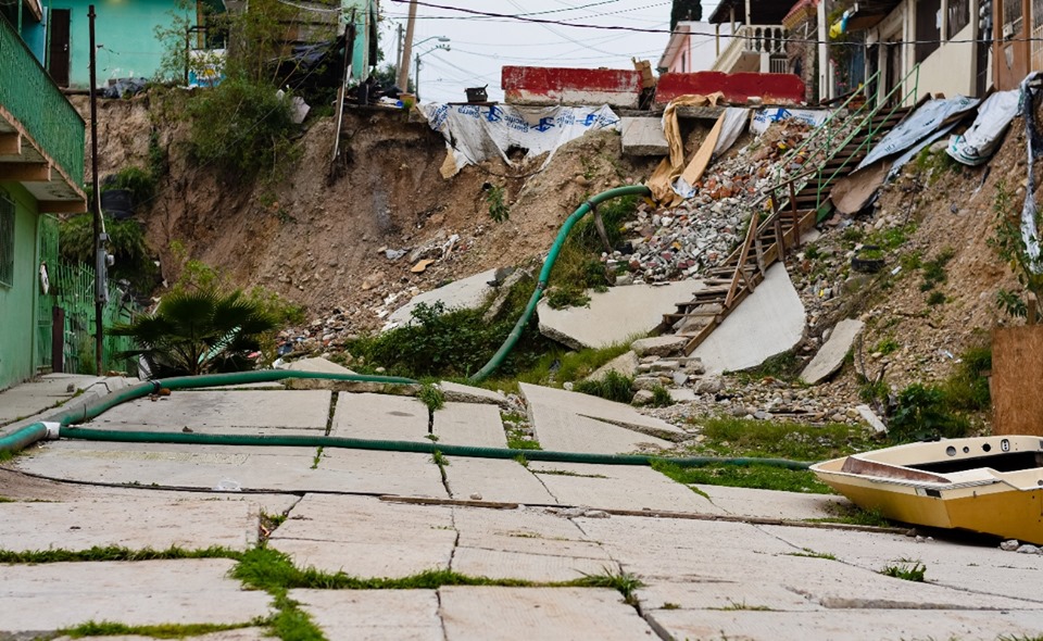 Reubicarán a Bulevar 2000 a familias afectadas por derrumbes en Sánchez Taboada