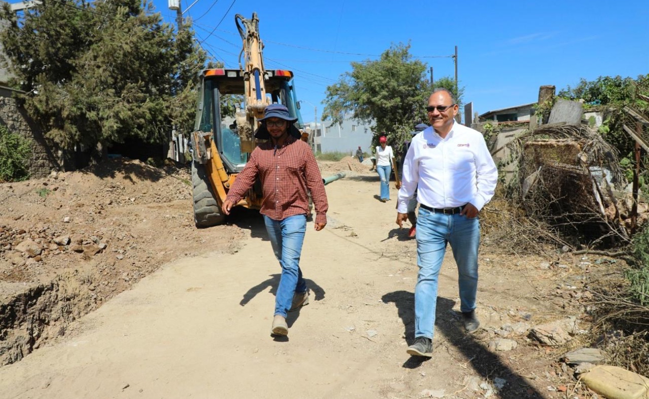 Continúa CESPT con introducción del alcantarillado sanitario en Catalina del Mar en Rosarito