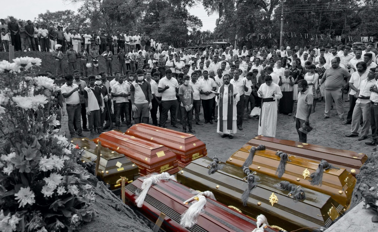 Sube a 359 cifra de muertos por los atentados en Sri Lanka