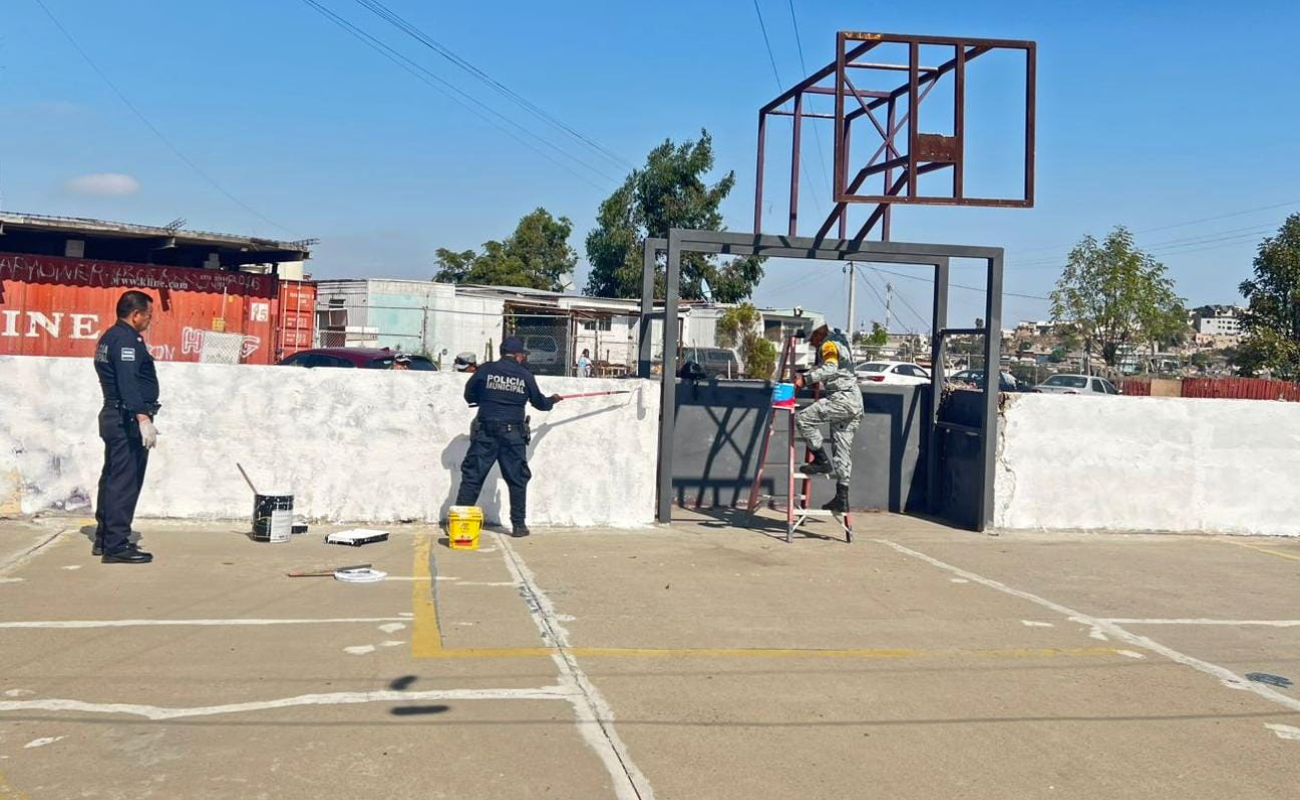 Realiza Policía Municipal jornada de limpieza en la colonia Aguaje de la Tuna