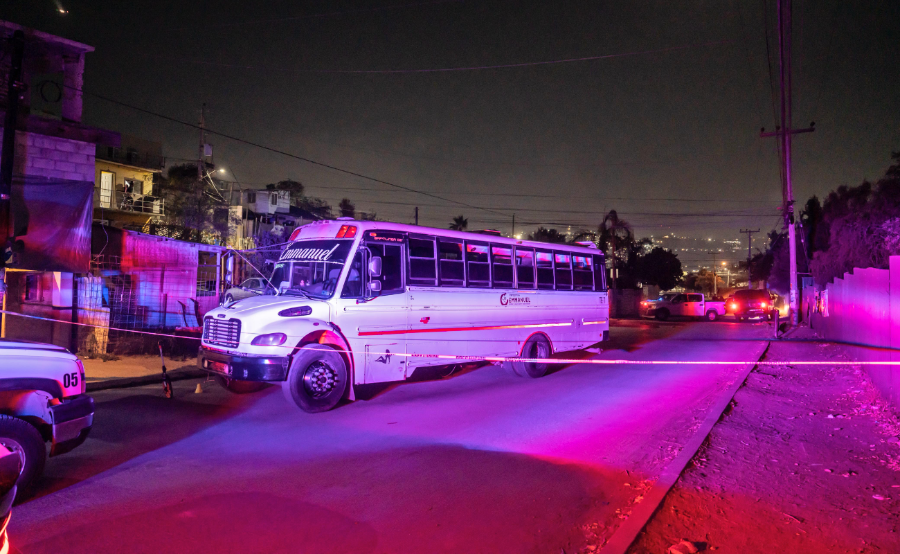 Muere niño atropellado por camión de transporte de personal en Terrazas del Valle