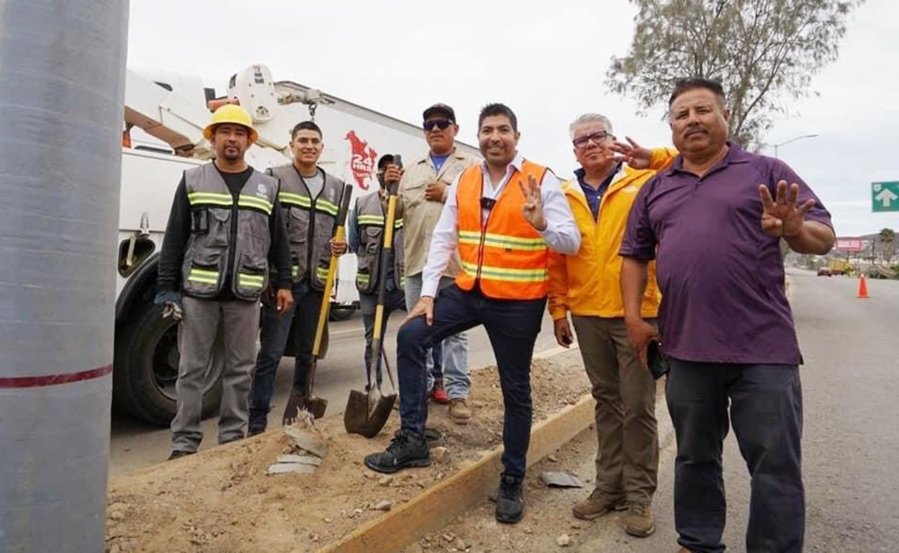 Avanzan trabajos de mejoramiento urbano en Ensenada