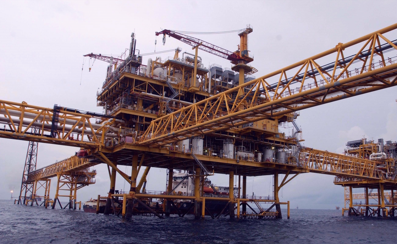 Pemex descubre yacimiento de 500 millones de barriles de petróleo ligero