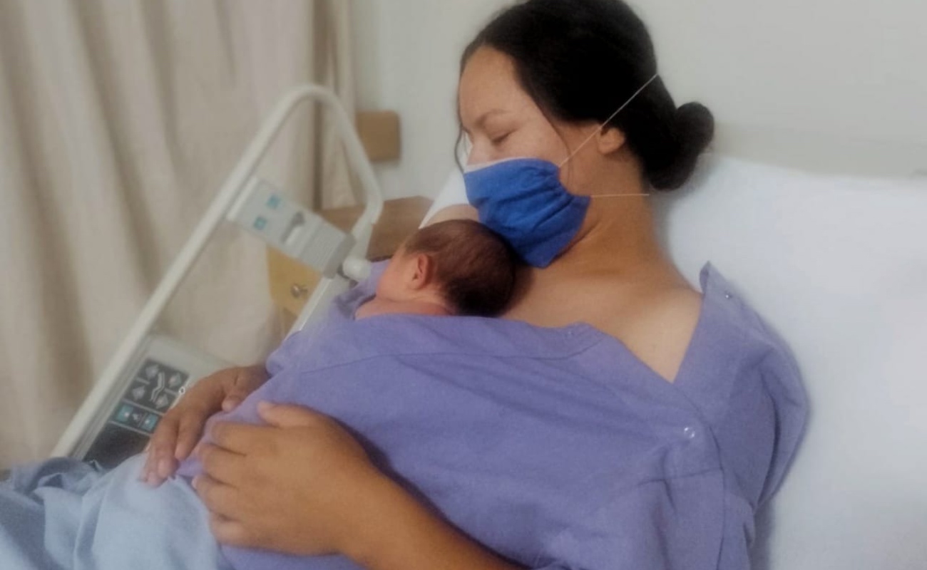 Promueve Hospital Materno Infantil programa de apego piel a piel