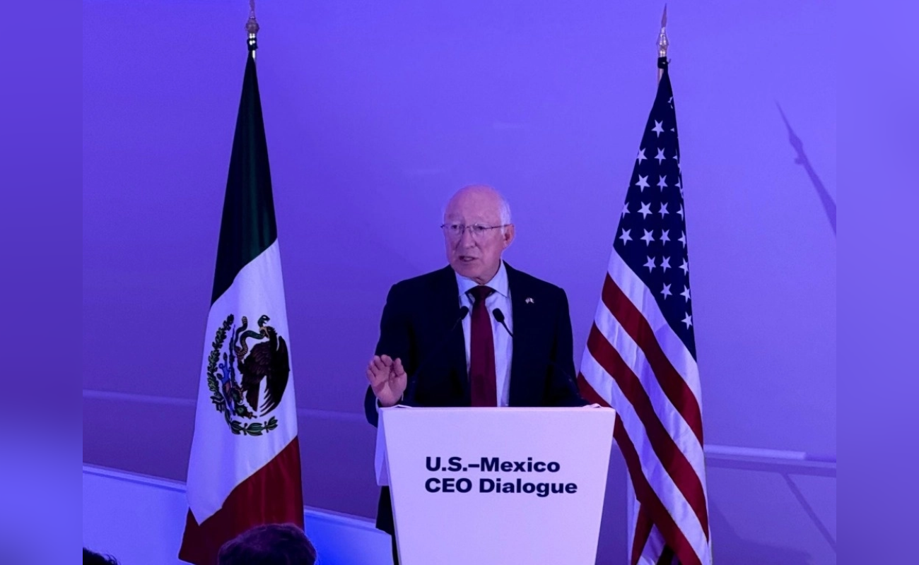 Diálogo genera confianza y una agenda que beneficia a nuestros pueblos: Embajador Ken Salazar