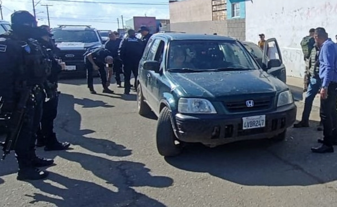 Cuatro detenidos en operativo en Rosarito