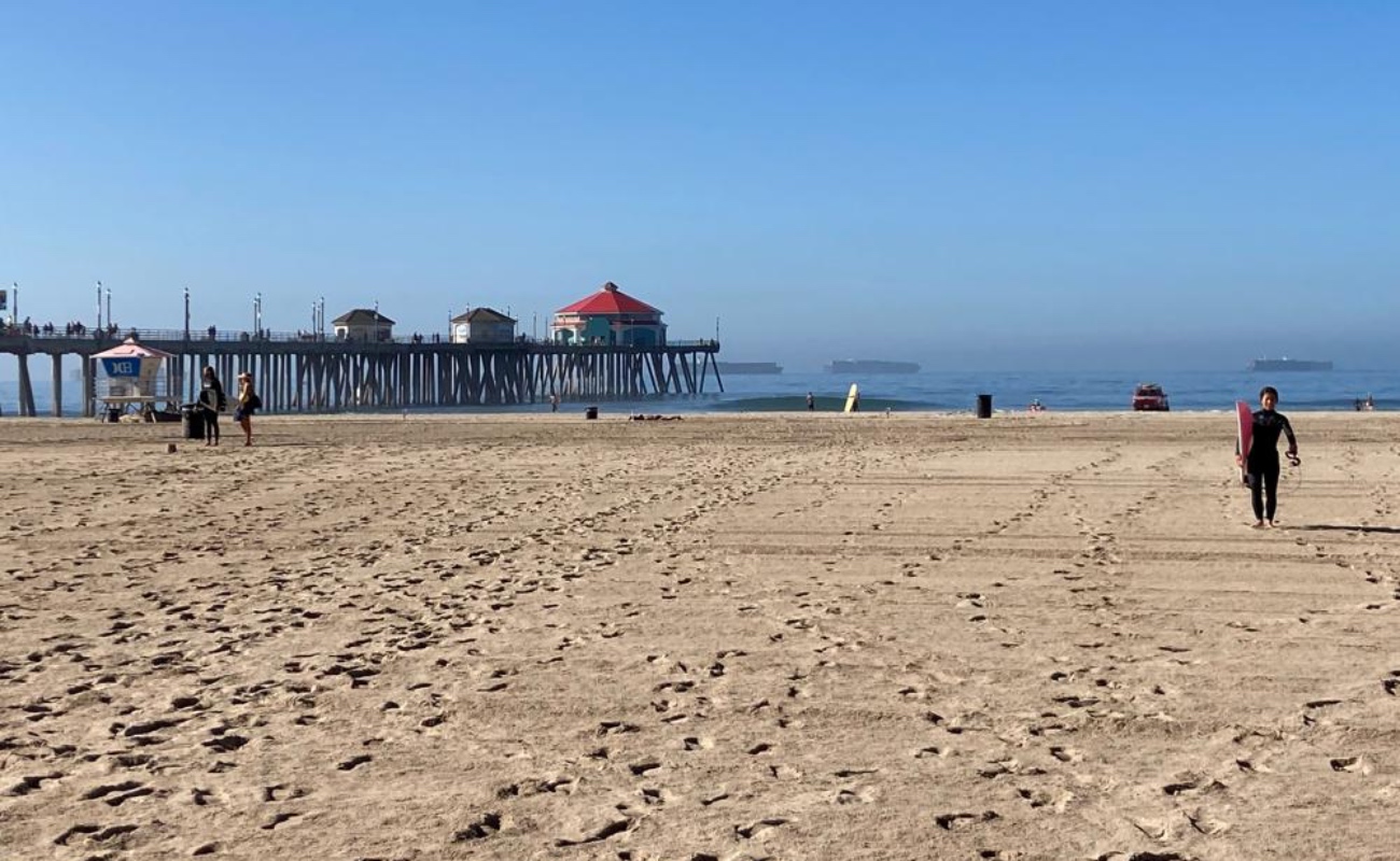 Reabren playa de California, tras derrame de petróleo
