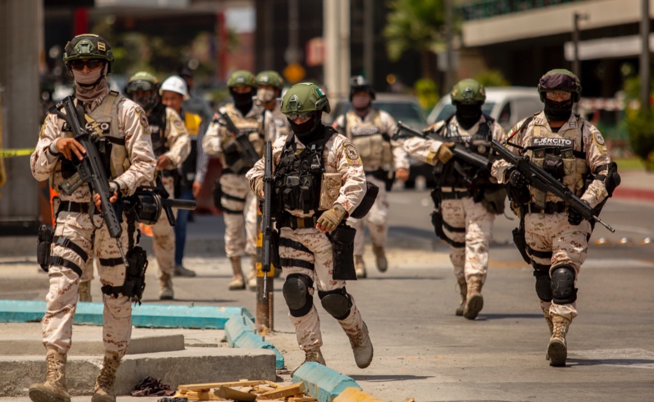 Arriban más de 300 militares para reforzar seguridad en Baja California