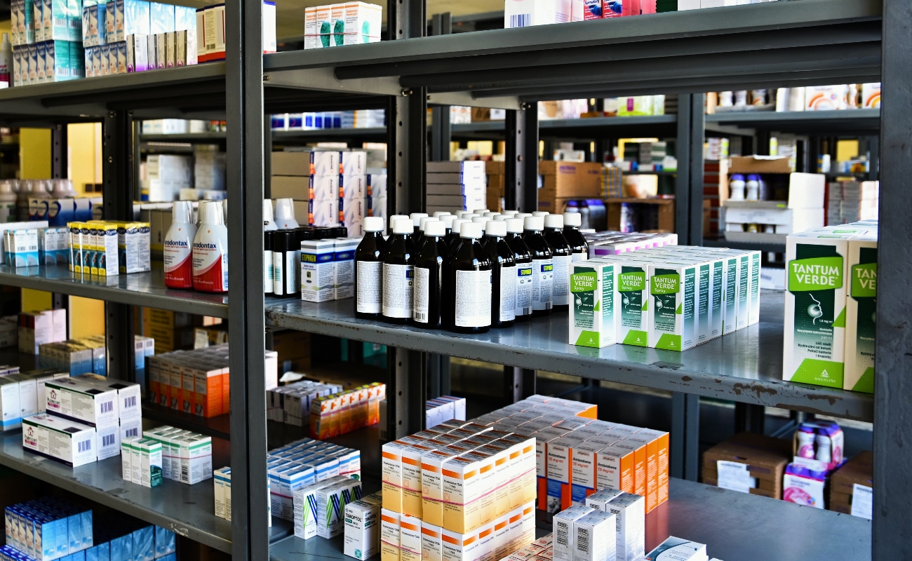 Piden regular consultorios de farmacias en BC