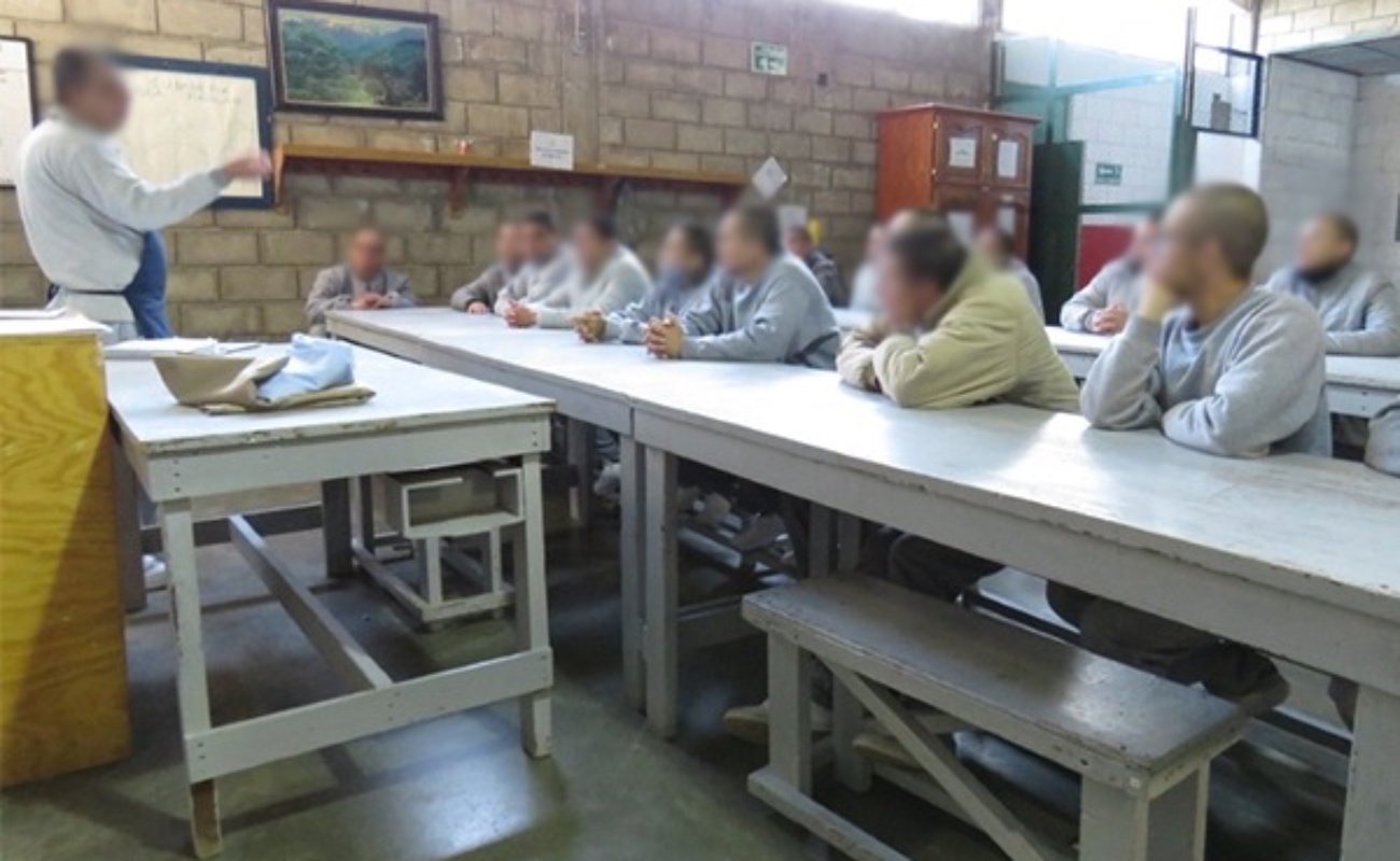 Imparten CESISPE y CECATI Taller de Alta Costura en Centro Penitenciario El Hongo I