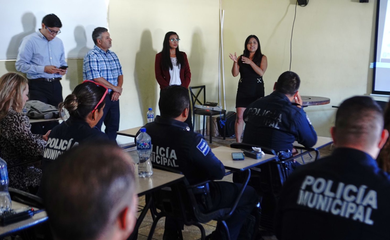 Capacitan a policías sobre la aplicación “Identidad Digital” en Playas de Rosarito