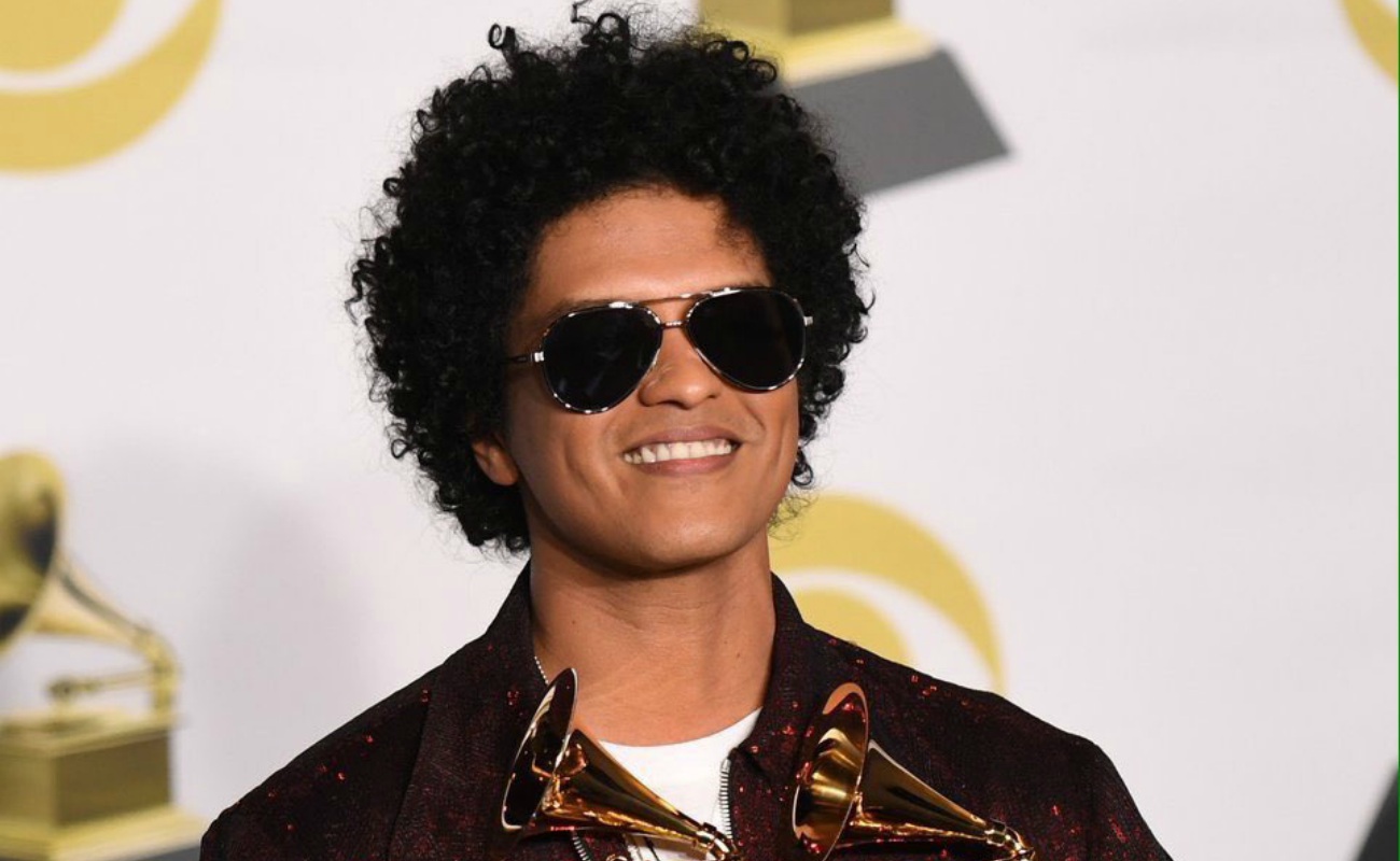 Bruno Mars arrasa en los Grammys