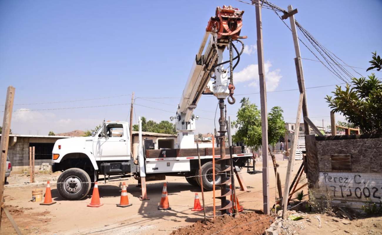 Arrancan obras de pavimentación y electrificación en la Sánchez Taboada y La Presa Este