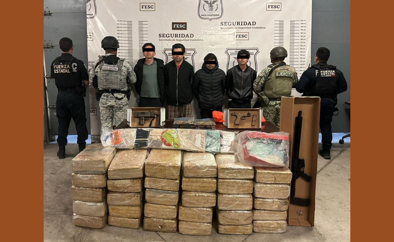 Detienen a cuatro personas en posesión de 150 kilos de droga