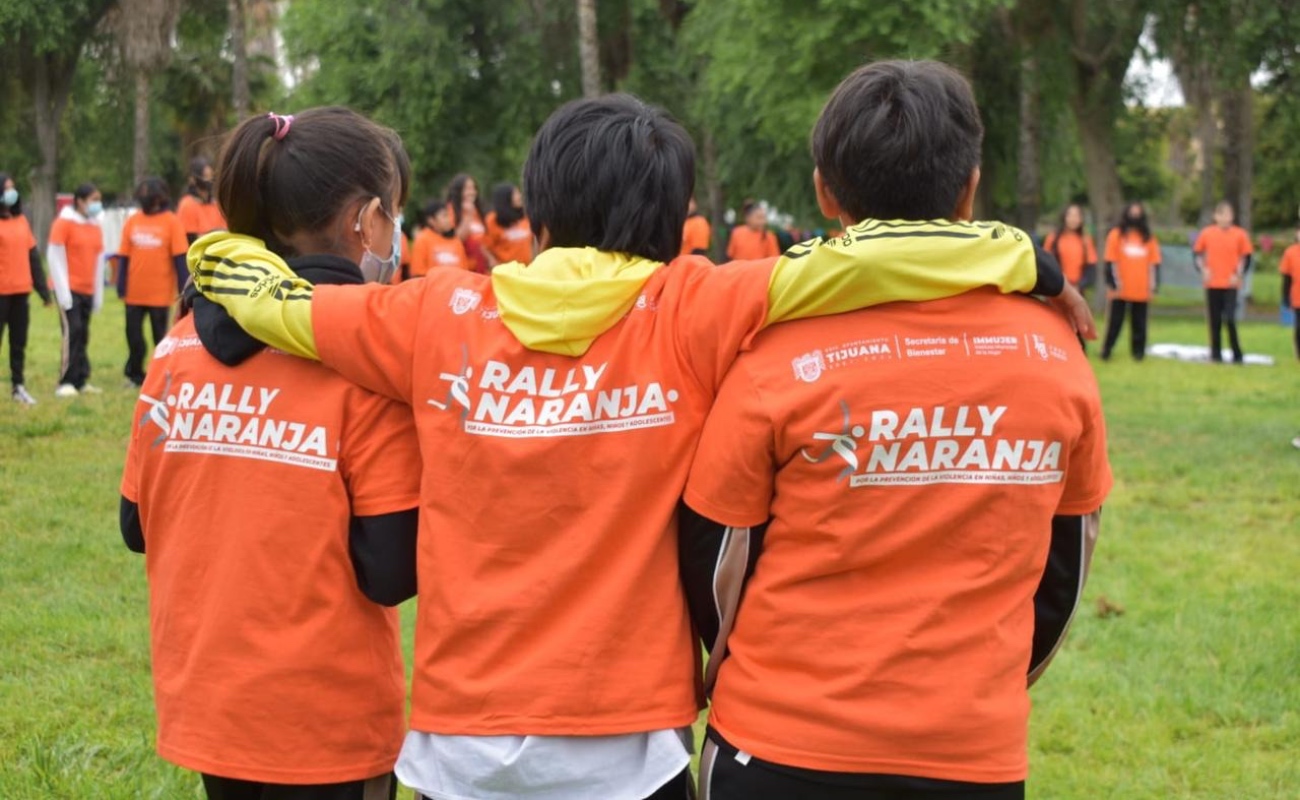 Participan más de 200 estudiantes de primaria en Rally Naranja por la prevención de la violencia