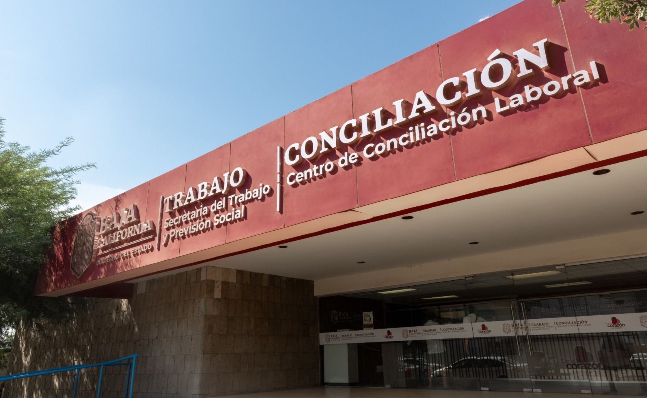 Respalda Secretaría del Trabajo a trabajadoras ante posible huida de empresa en Ensenada