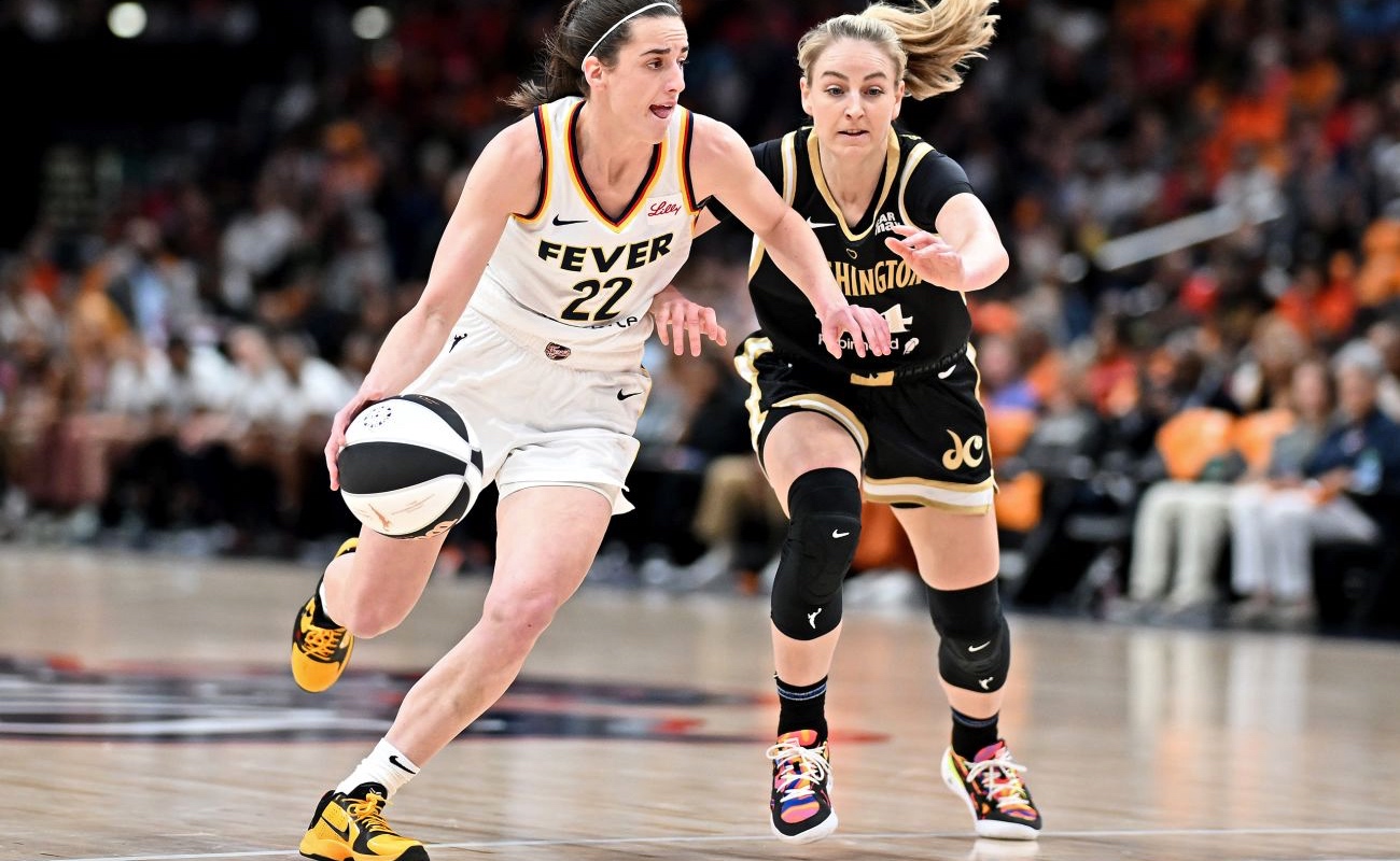 Caitlin Clark Brilla en Récord de Asistencia de la WNBA, pero las Indiana Fever Caen ante las Mystics