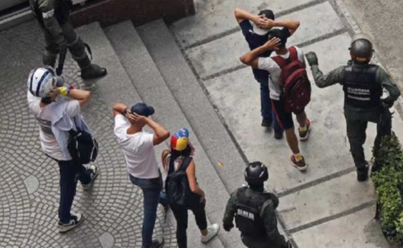 Denuncian graves abusos a adolescentes detenidos en Venezuela