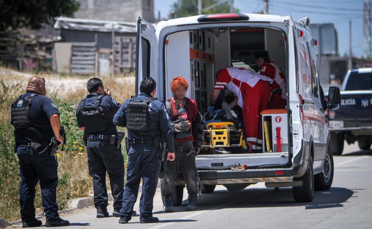 Atacan a balazos a pareja en el Florido