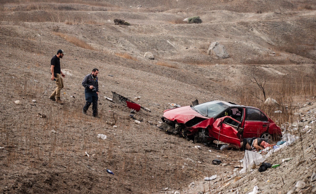 Conductor pierde la vida tras sufrir volcadura en la Vía Rápida Poniente