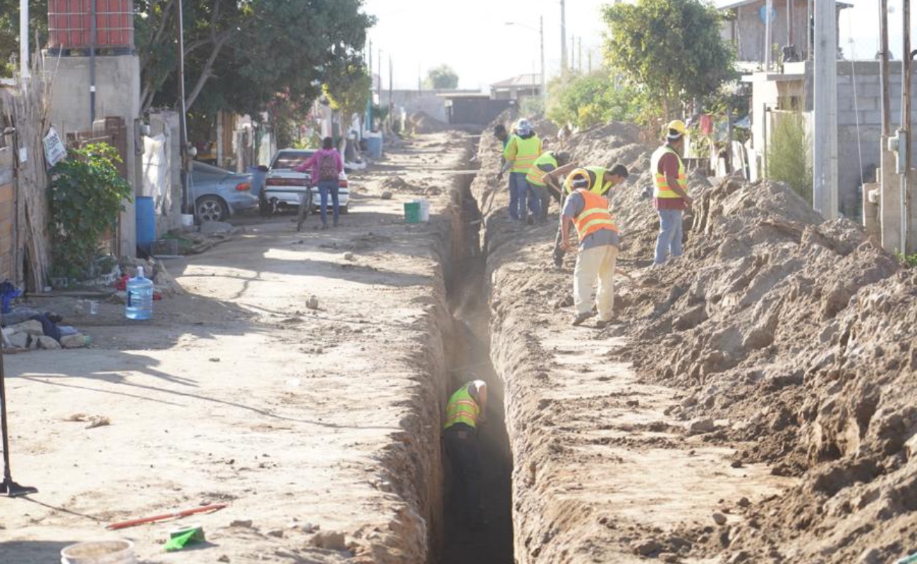 Invierten 1 millón 500 mil pesos en construcción de drenaje en El Salitral