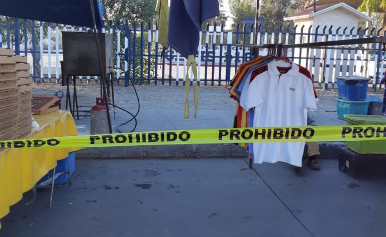 Notifican en Tijuana a comercios y negocios entrada en vigor de semáforo rojo