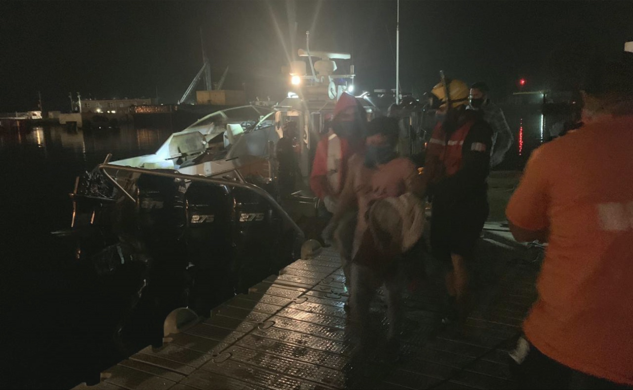 Rescata Marina a 20 migrantes que intentaban cruzar a Estados Unidos